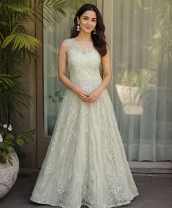 Elegant Lace Gown for Special Occasions