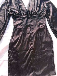 brand new (urbanic)Satin V-Neck  korean Mini Dress