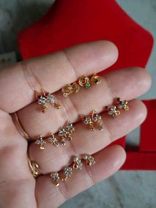 Beautiful Stud Earrings Set