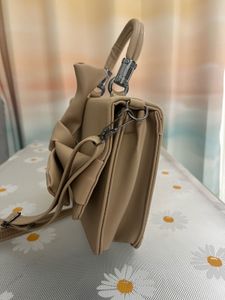 Chic Bow Detail Crossbody Bag