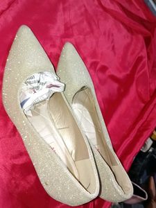 Sparkling Pointed Toe Heels