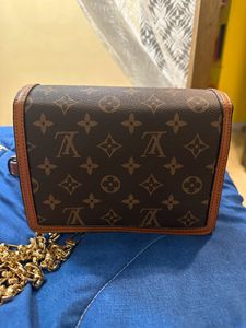 Thifted Louis Vuitton Monogram Crossbody Bag