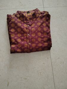 Stylish Maroon &amp; Gold Kurta size L