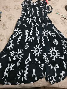 Beautiful Printed Black one piece dress in xl