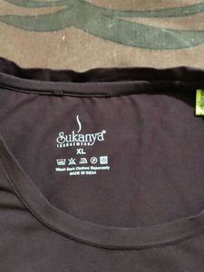 Stay Golden Graphic T-Shirt