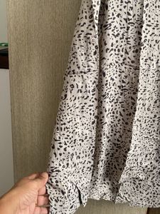 Leopard Print Button-Up Shirt 37 Size