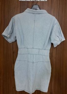 Trendy Light Wash Denim Button-Down Dress with Poc