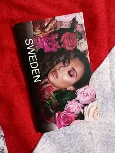 Gorgeous eye shadow