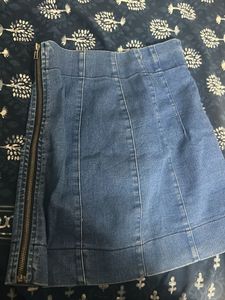 denim skirt