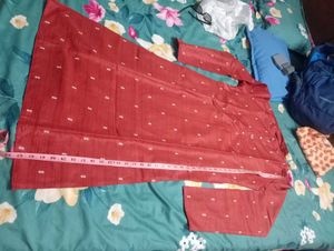 Elegant Men's Red Kurta - 40