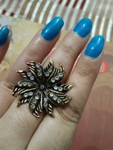 Vintage Floral Statement Ring