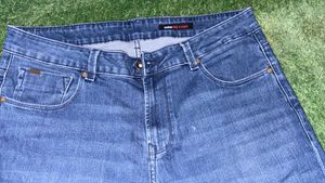 Stylish Men's Blue Denim Jeans