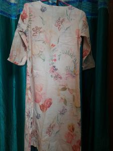Beautiful Floral Print Kurta