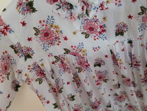 Cute Top🌸💮