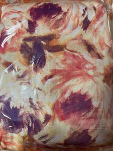 Welspun Bedsheet: Vibrant Floral Print