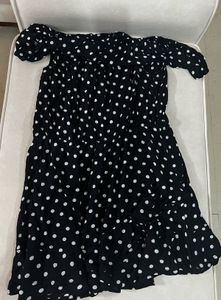 Chic Polka Dot Off-Shoulder Dress