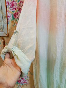 🇳🇿💫🎀 Elegant top with Embellished Neckline