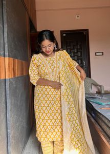 Yellow printed Kurta Set with Dupatta
