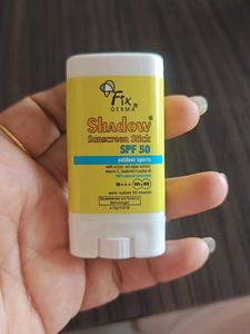 Fix Derma Shadow Sunscreen Stick SPF 50