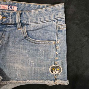 mini denim shorts y2k