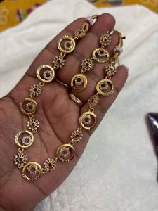 Elegant Gold-Tone Necklace &amp; Earrings Set