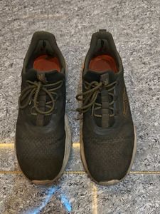 Red Tape Running Shoes