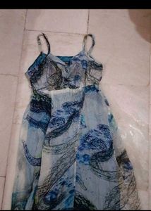 Blue Floral Print Gown 💕