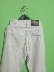 WHITE BAGGY JEAN👖
