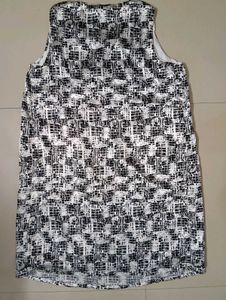 Black &amp; White Printed Sleeveless A-Line Dress