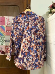Abstract Print Button-Up Shirt