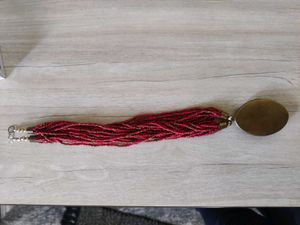 Red Beaded Fashion Necklace And Bracelets