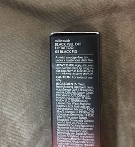 Milktouch Black off Lip Tattoo