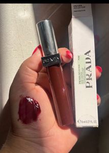 PRADA Glossy Liquid Lip Balm