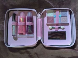 Claire’s Beginners Makeup Set with Sparkly Pouch |