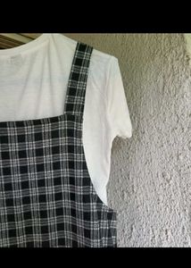 Checkered Pinafore Dress🖤🤍