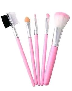 makeup brush or puff