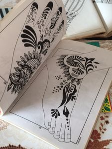 Assorted mehndi / rangoli books
