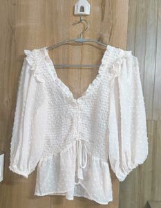 💋white puff top 🪄
