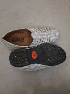 Stylish White Leather Cut-Out Shoes