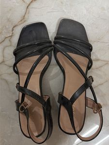 Black stylish Heels