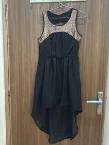 Chic Black Sequin Party Dress