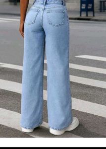 Light Wash Wide Leg Jeans