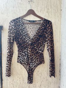 Leopard Print Twist Front Bodysuit