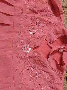 Beautiful pink 🩷 top for girls