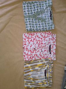 Set of 3 Printed Kurtas