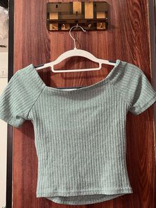 Chic Ribbed Twist Front Top
