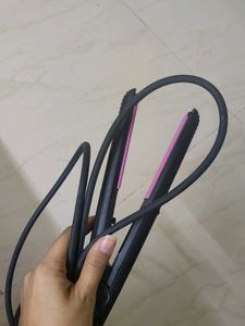 Philips Selfie Straightener Hair Tool