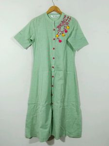 Jaipur Attire Green Embroidered Kurti (Women)