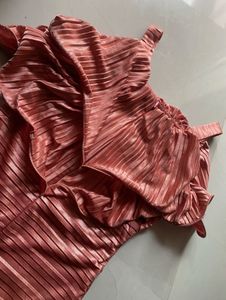Chic Ruffled Shiny Dress