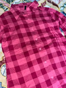 XL Pink Plaid Button-Up Shirt